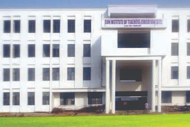 Sun Institute of Teacher Education campus in Lahar, Madhya Pradesh, India — photo 1