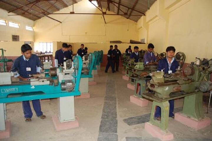 Raibag Polytechnic campus in Belgaum, Karnataka, India — photo 4