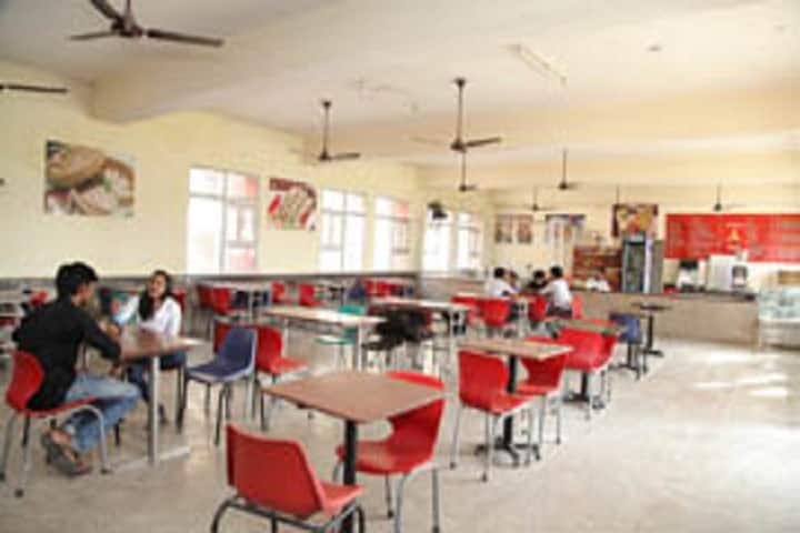 Gurukul Institute of Teacher's Training and Research campus in Suratgarh, Rajasthan, India — photo 1