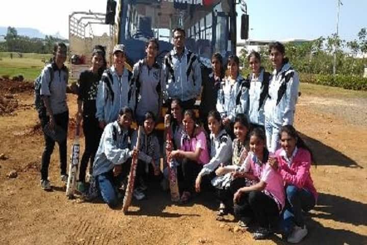 Pravara Rural Education Society's College of Pharmacy for Women campus in Sinnar, Maharashtra, India — photo 2