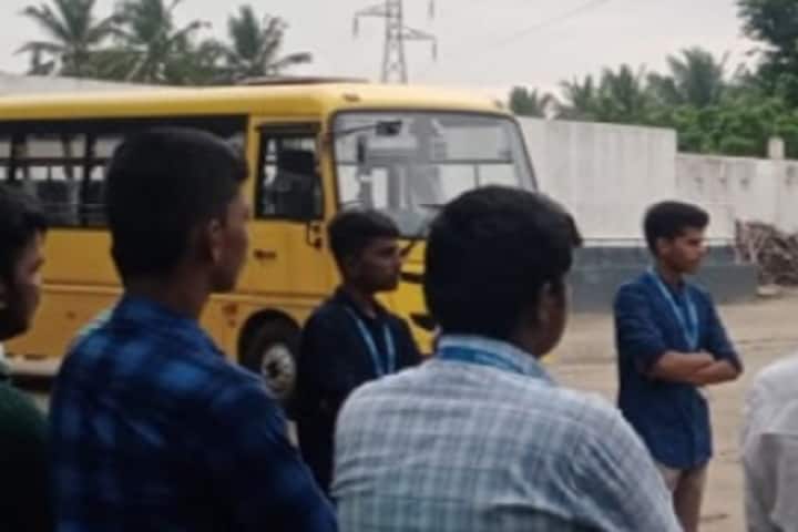 Veterinary College and Research Institute campus in Udumalpet, Tamil Nadu, India — photo 2