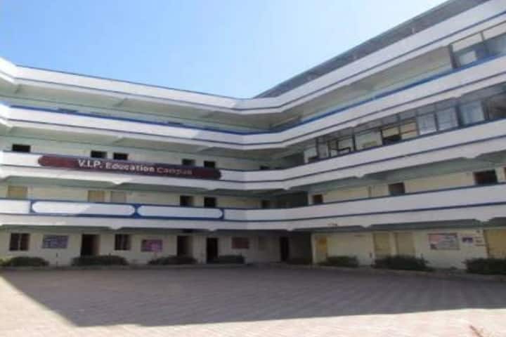 Shri Vitthalbhai I Patel College of Education campus in Ahmedabad, Gujarat, India — photo 2