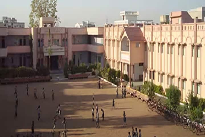 Umiya B Ed College campus in Kalol, Gujarat, India — photo 1