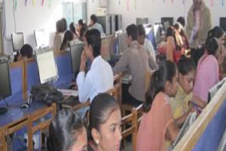 Smt VB Nandola B Ed College campus in Una, Gujarat, India — photo 4