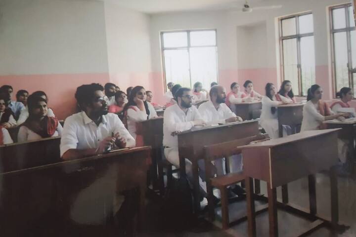 Laxmi College of Education campus in Gurgaon, Haryana, India — photo 4