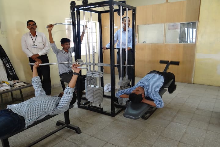 Pravara Rural College of Pharmacy campus in Loni Bk., Maharashtra, India — photo 3