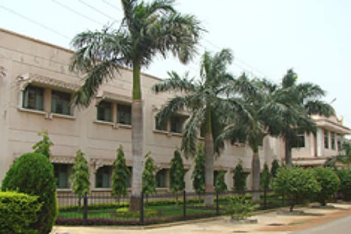 Vivekananda Institute of Education campus in Raipur, Chhattisgarh, India — photo 1