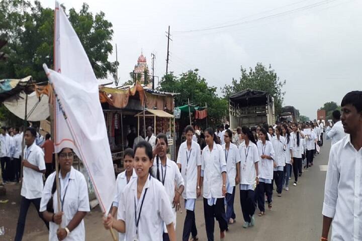 Pratibhatai Pawar College of Pharmacy campus in Wadala Mahadeo, Maharashtra, India — photo 5