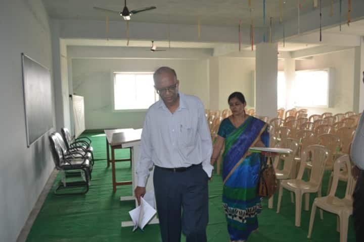 HL Agrawal B Ed College campus in Itarsi, Madhya Pradesh, India — photo 2