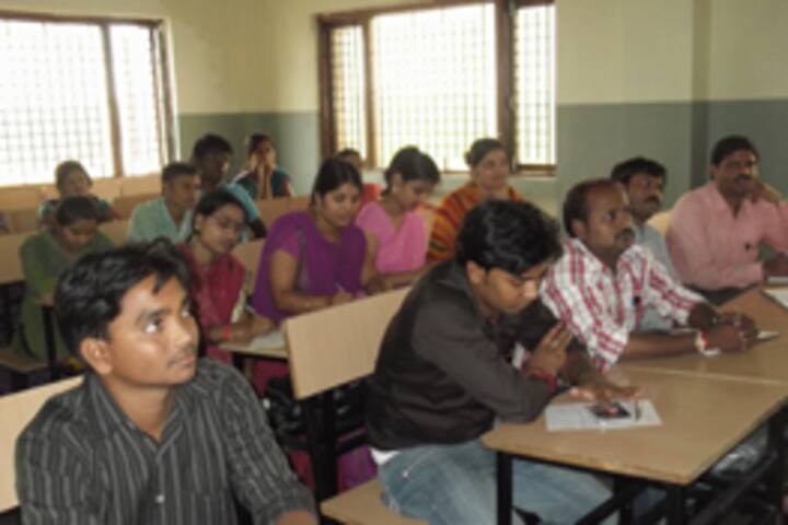 Shree Bhavan's Bharti College of Education campus in Bhopal, Madhya Pradesh, India — photo 4