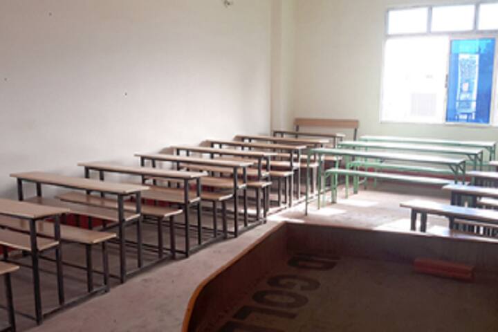 Raghu Saroj Welfare and Charitable Trust Education College campus in Jehanabad, Bihar, India — photo 3