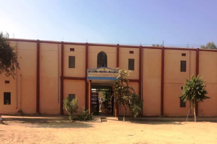 Guru Hargobind Sahib College of Education campus in Padampur, Rajasthan, India — photo 1