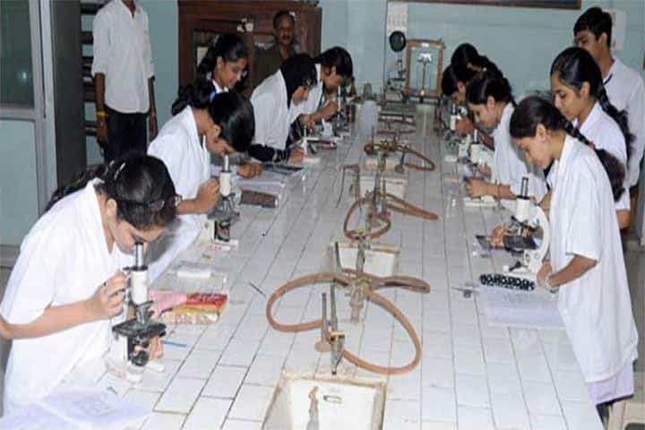 Poojya Sane Guruji Vidya Prasarak Mandal's College of Pharmacy campus in Shahada, Maharashtra, India — photo 3