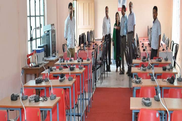 Jamuna Devi Naresh Chandra Mahavidhyalaya campus in Jalaun, Uttar Pradesh, India — photo 6