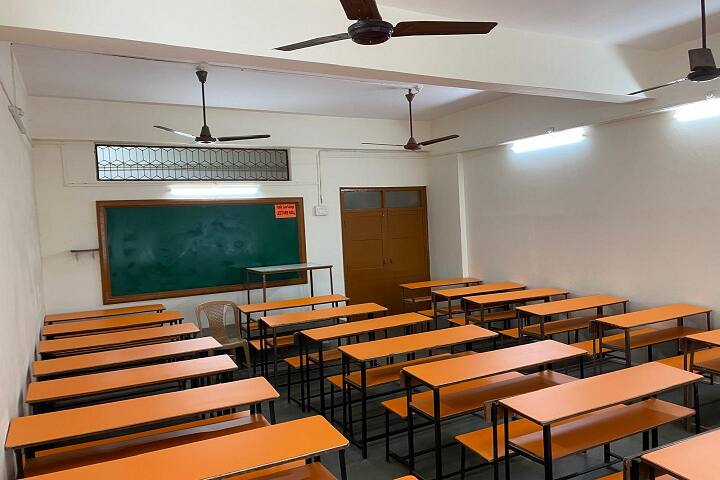Public Law College campus in Mumbai, Maharashtra, India — photo 4