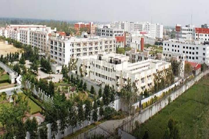 Teerthanker Mahaveer College of Law and Legal Studies campus in Moradabad, Uttar Pradesh, India — photo 1