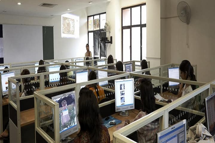 Satyam Fashion Institute campus in Noida, Uttar Pradesh, India — photo 4