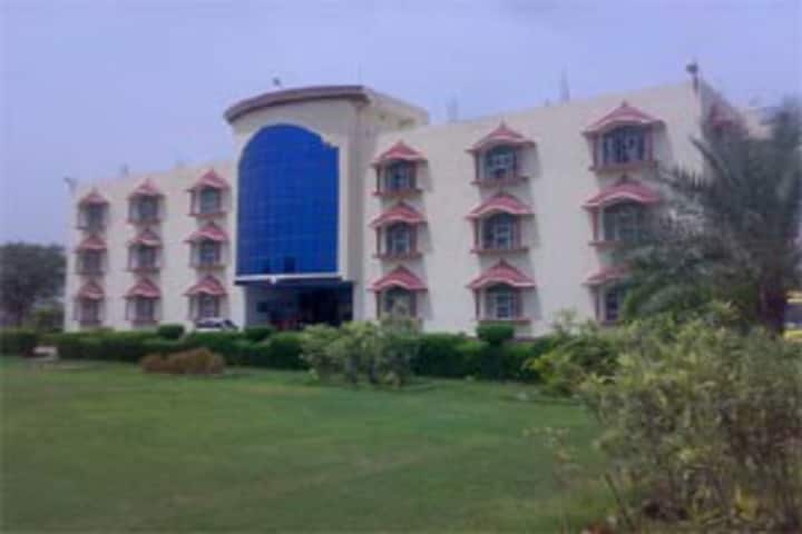 Lord's International Teacher Training College campus in Rajgarh, Rajasthan, India — photo 1