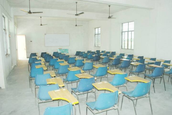 Pt RK Shukla College of Law campus in Kanpur Nagar, Uttar Pradesh, India — photo 3