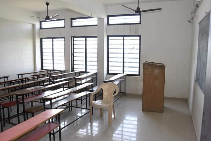 Amarjyot M Ed College and Smt Jayaben Dhirajlal Thakkar Pumpwala B Ed College campus in Radhanpur, Gujarat, India — photo 4