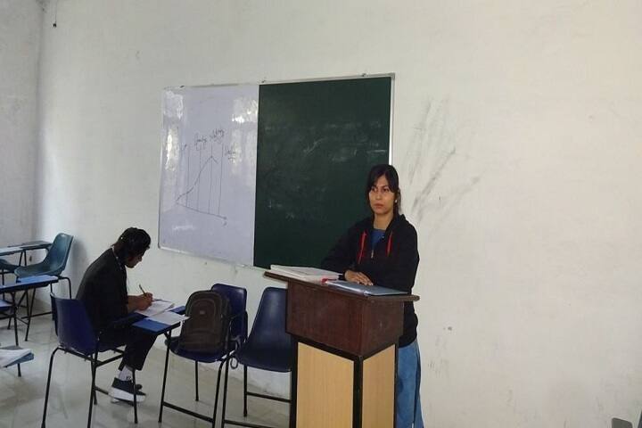 Indraprastha Institute of Education and Management campus in Panchsheel Nagar, Uttar Pradesh, India — photo 4