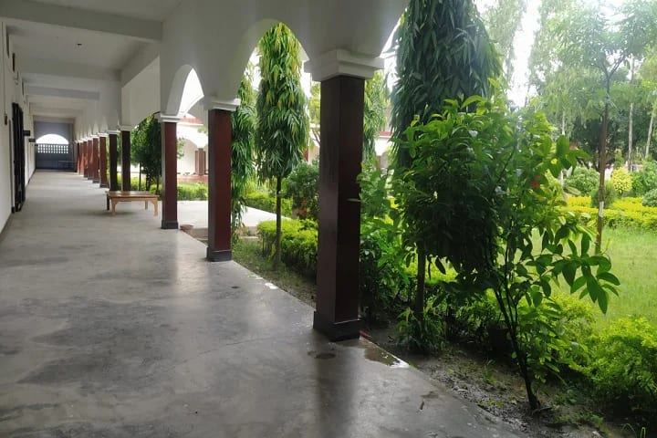 PMD Mahavidyalaya campus in Mau, Uttar Pradesh, India — photo 2