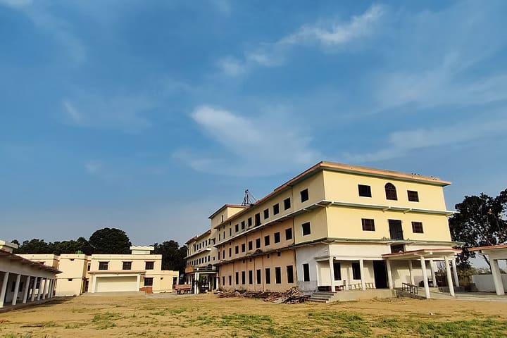Motichand Institute of Higher Education Research and Technology campus in Kushinagar, Uttar Pradesh, India — photo 1