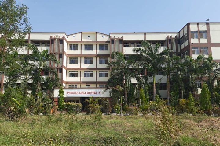 Pioneer Pharmacy Degree College campus in Vadodara, Gujarat, India — photo 4