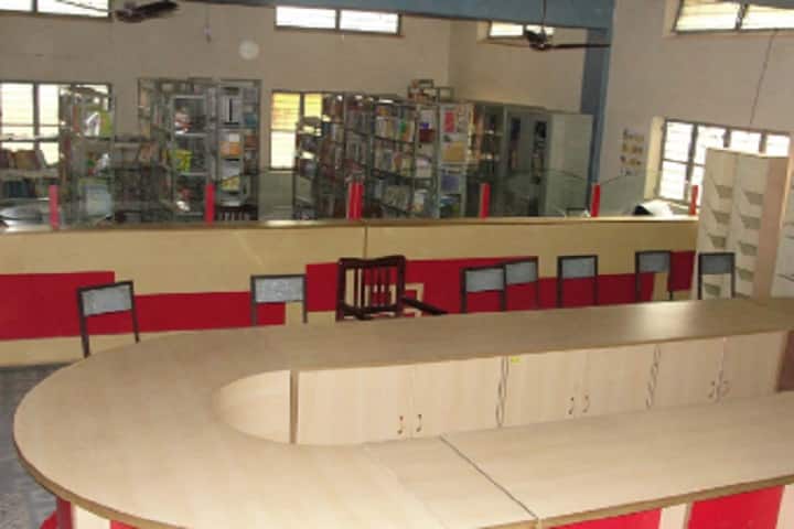 Shri Radhe PG College campus in Bharatpur, Rajasthan, India — photo 3