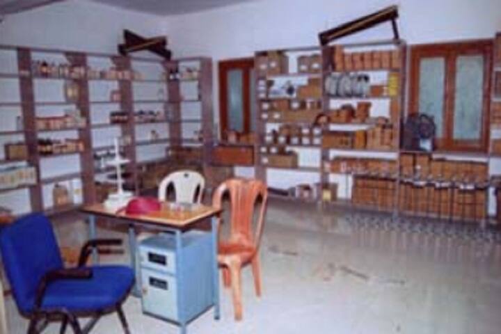 Pharmacy College campus in Panchmahal (Godhra), Gujarat, India — photo 2