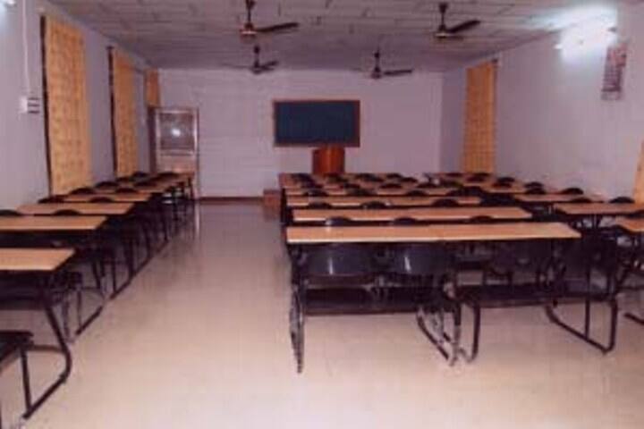 Pharmacy College campus in Panchmahal (Godhra), Gujarat, India — photo 5