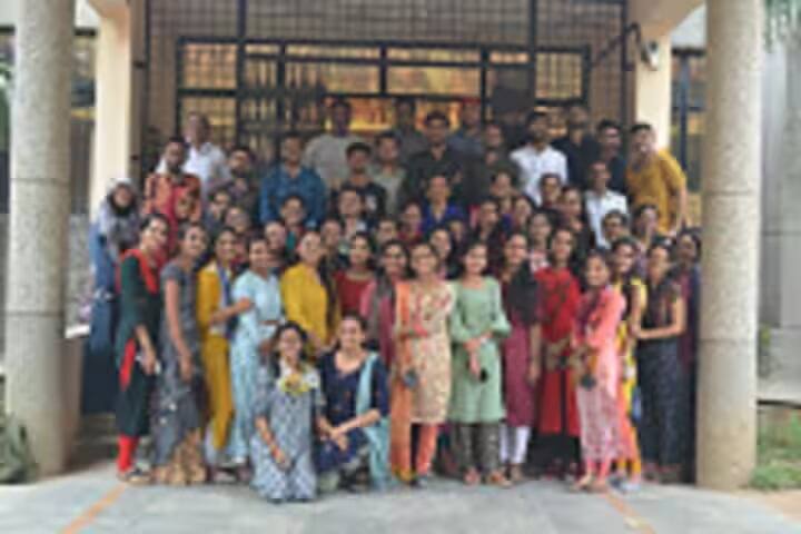 Maharani Shree Gangaba Saheb District Institute of Education and Training campus in Kutch, Gujarat, India — photo 6