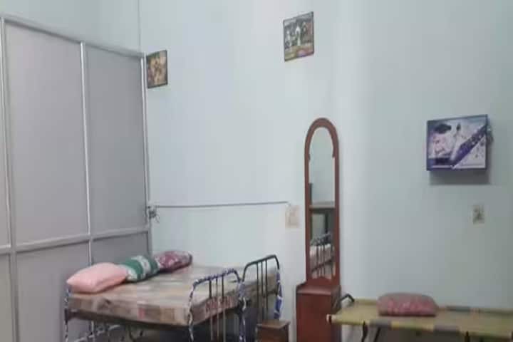 St Xavier's College of Education campus in Tirunelveli, Tamil Nadu, India — photo 3