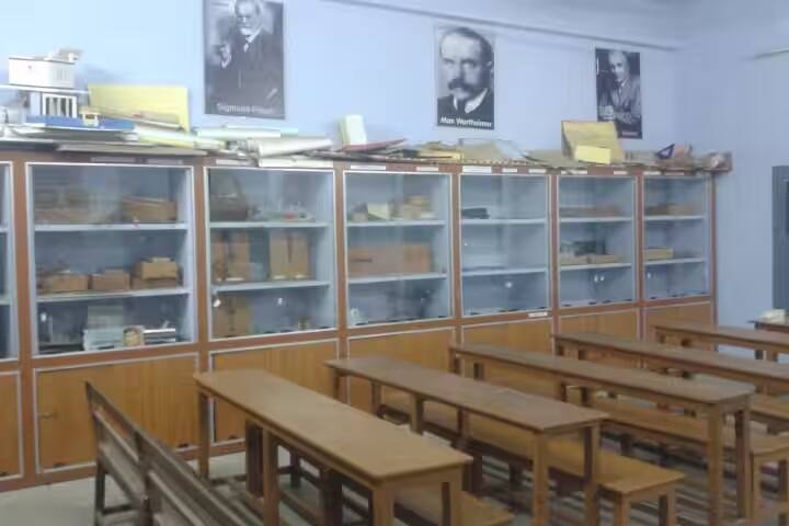 St Xavier's College of Education campus in Tirunelveli, Tamil Nadu, India — photo 4