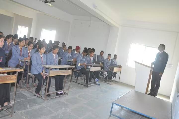 Pharate Patil College of Pharmacy Diploma campus in Pune, Maharashtra, India — photo 2
