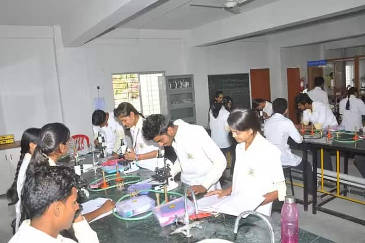 Pharate Patil College of Pharmacy Diploma campus in Pune, Maharashtra, India — photo 6
