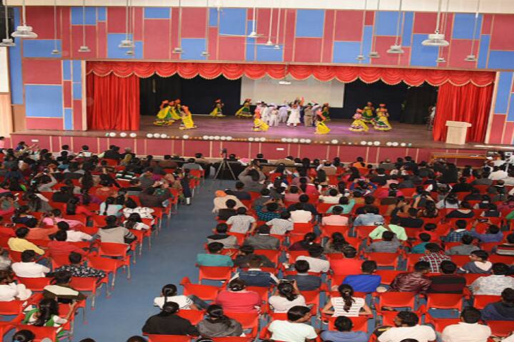 HCET Sidhpur campus in Patan, Gujarat, India — photo 3