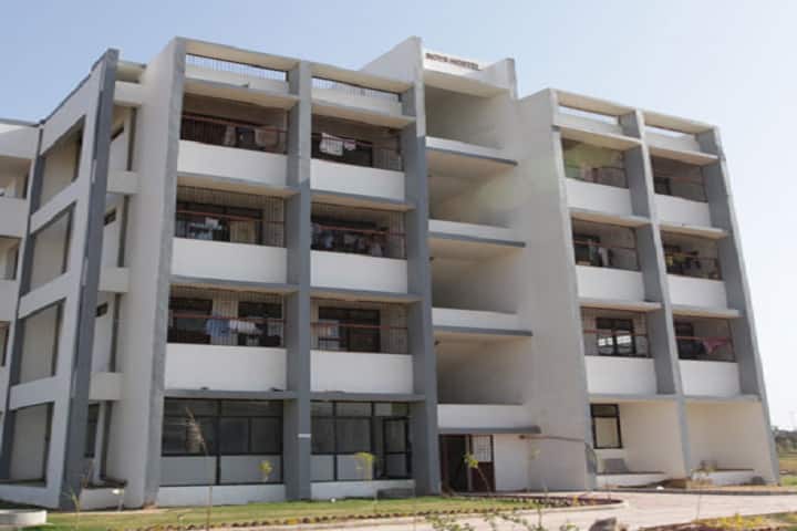 HCET Sidhpur campus in Patan, Gujarat, India — photo 5