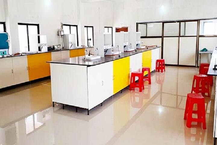 PG College of Pharmaceutical Sciences and Research campus in Nandurbar, Maharashtra, India — photo 4