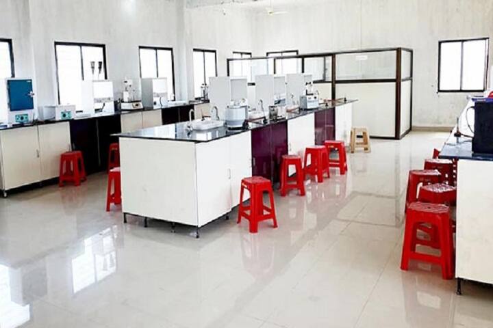 PG College of Pharmaceutical Sciences and Research campus in Nandurbar, Maharashtra, India — photo 5