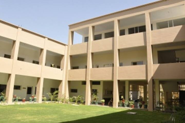 Guru Gobind Singh College of Education for Women campus in Gidderbaha, Punjab, India — photo 1