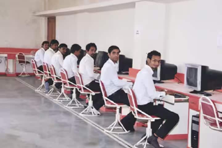 Tagore Shiksha Mahavidyalaya campus in Indore, Madhya Pradesh, India — photo 4