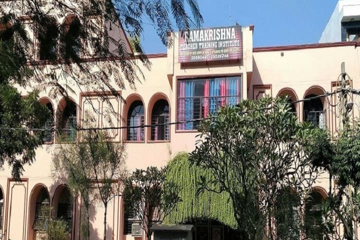 Ramakrishna Teacher Training Institute campus in New Delhi, Delhi, India — photo 1