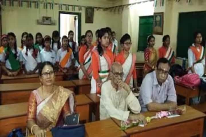 Brahmo Primary Teachers Training Institute only Women campus in Kolkata, West Bengal, India — photo 2