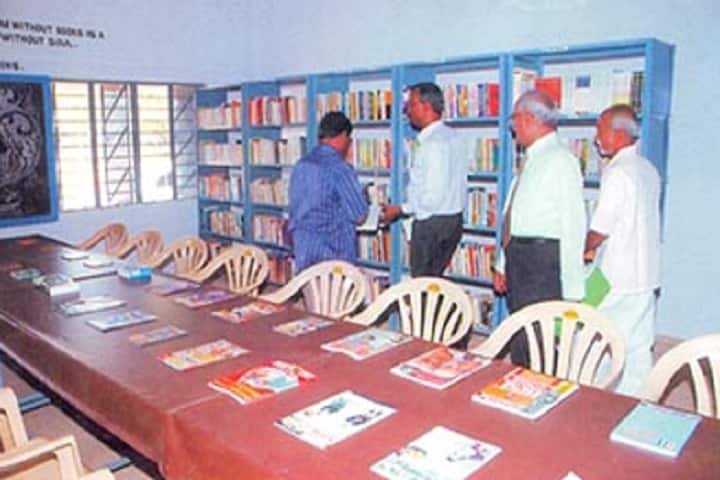 Thavathiru Kundrakudi Adigalar College of Education for Women campus in Sivagangai, Tamil Nadu, India — photo 3
