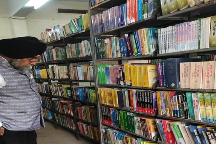 Dr Zakir Husain College of Education campus in Sivagangai, Tamil Nadu, India — photo 4