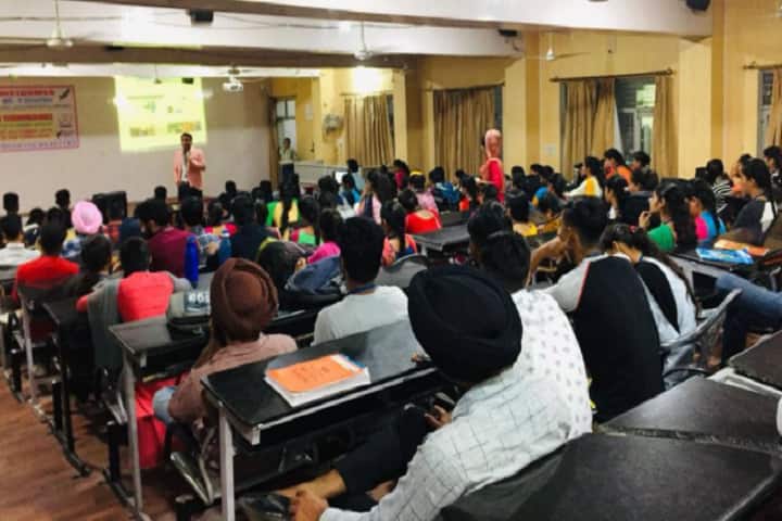 Sant Baba Bhag Singh University campus in Jalandhar, Punjab, India — photo 2