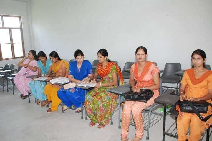 Lyallpur Khalsa College of Education for Women campus in Jalandhar, Punjab, India — photo 3