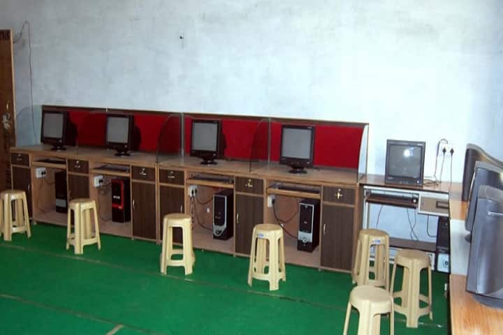 Shri Bankey Bihari Kanhaiya Lal Mahila Teacher Training College campus in Deeg, Rajasthan, India — photo 3