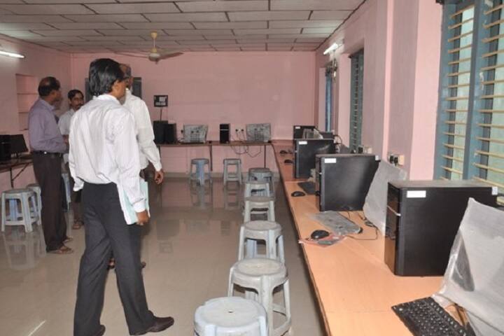 DVR And DS Memorial Deepthi BEd College campus in East Godavari, Andhra Pradesh, India — photo 5